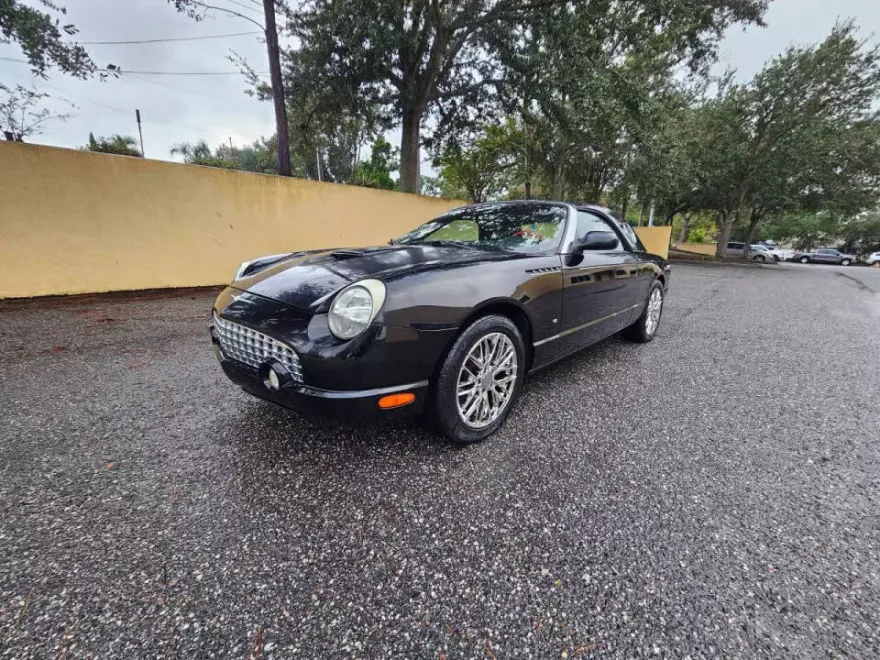 2003 Ford Thunderbird photo 1