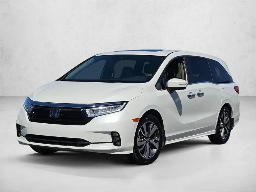 2022 Honda Odyssey Touring photo 1