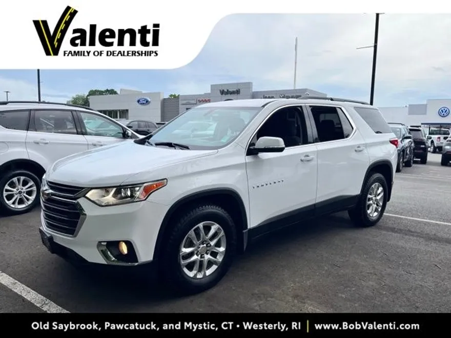 2019 Chevrolet Traverse Cloth 1LT photo 1