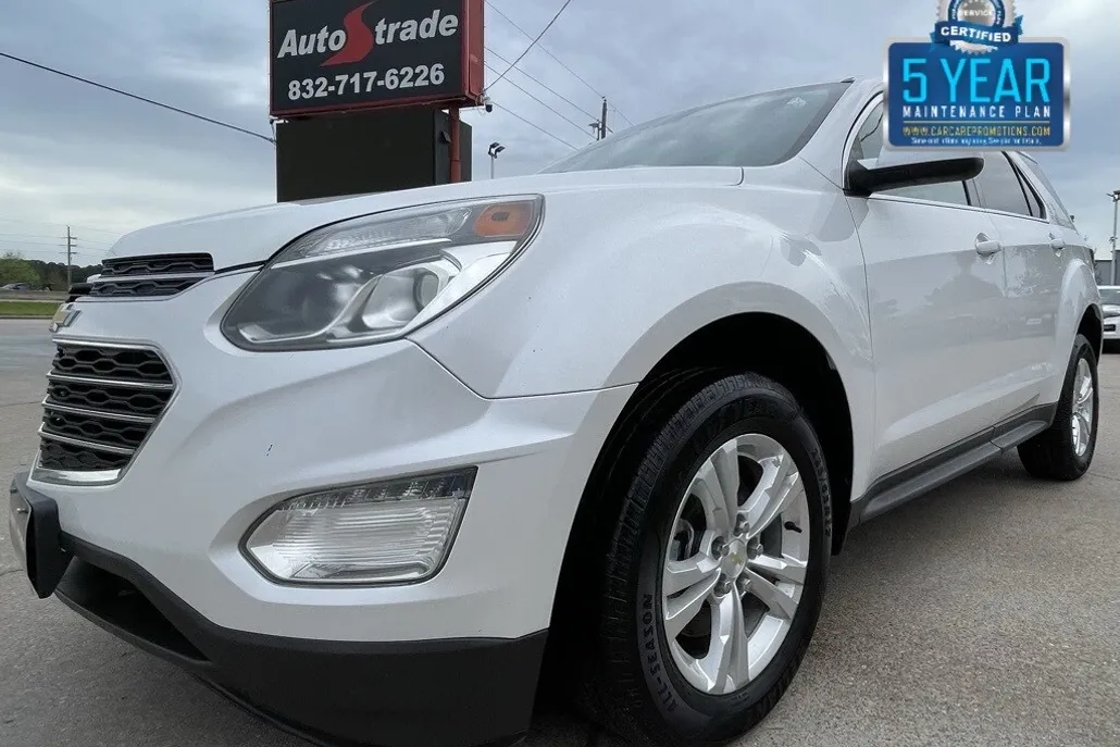 2016 Chevrolet Equinox LT photo 1