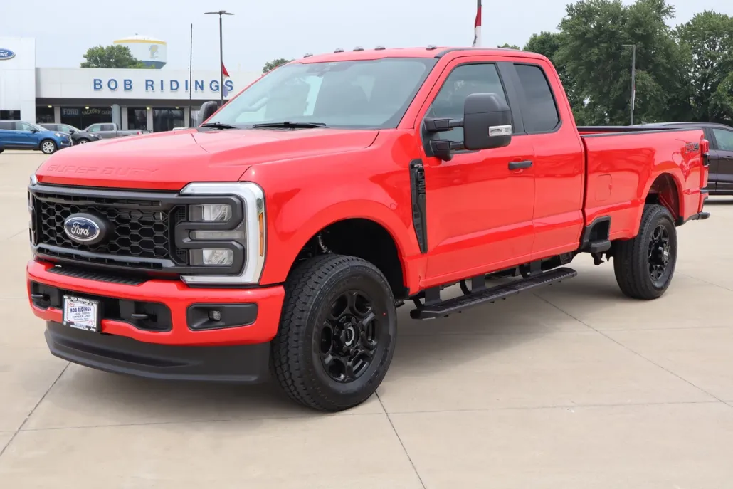 2025 Ford F-350 XL photo 1