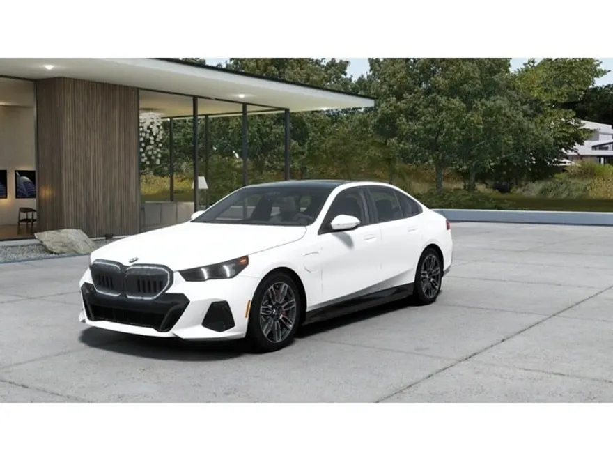 2026 Bmw 550e xDrive photo 1