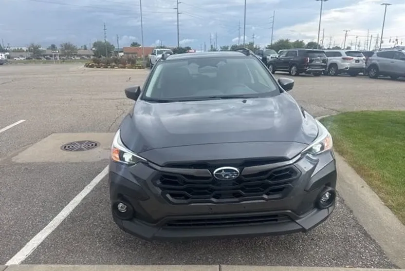 2024 Subaru Crosstrek Premium photo 1