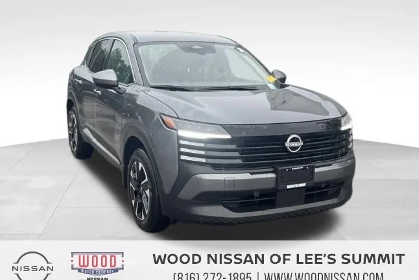2025 Nissan Kicks SV photo 1