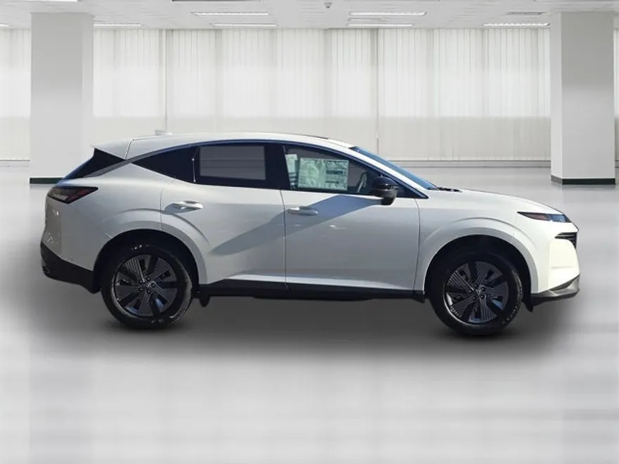 2025 Nissan Murano SL photo 1