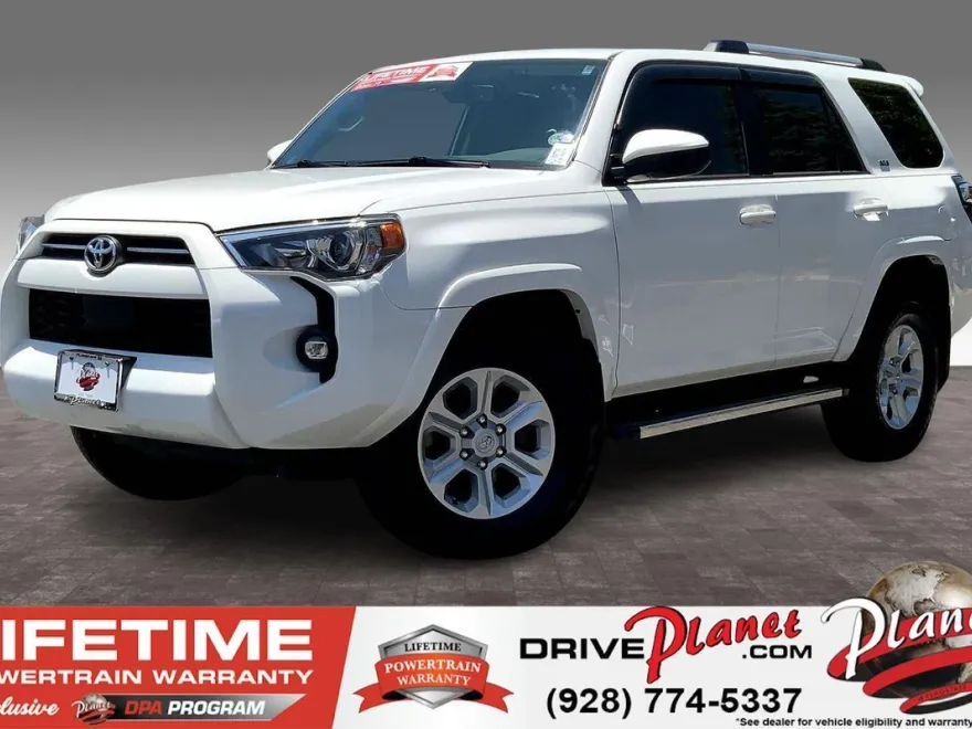 2023 Toyota 4Runner SR5 photo 1