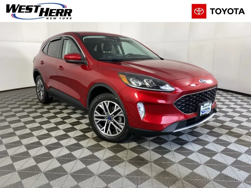 2022 Ford Escape SEL photo 1