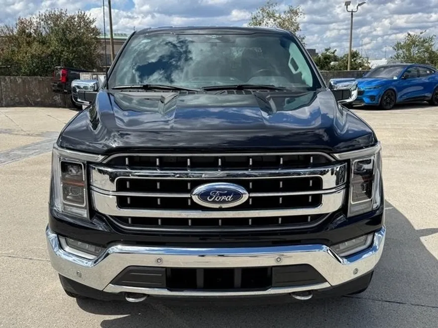 2023 Ford F-150 Lariat photo 1