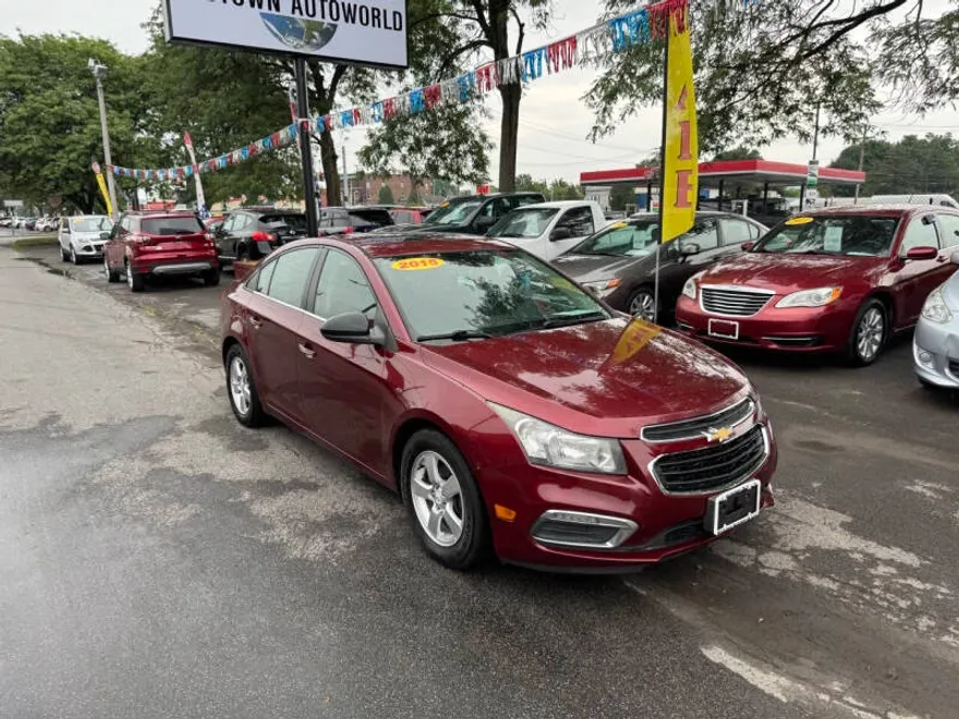 2015 Chevrolet Cruze photo 1