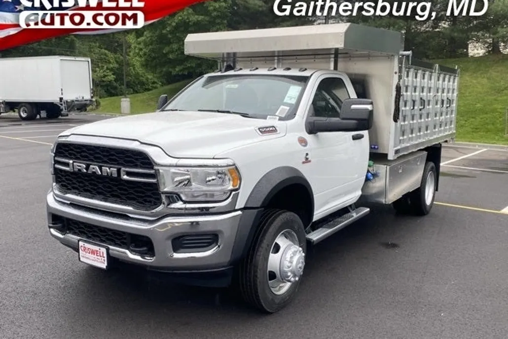 2024 Ram 5500 Tradesman photo 1