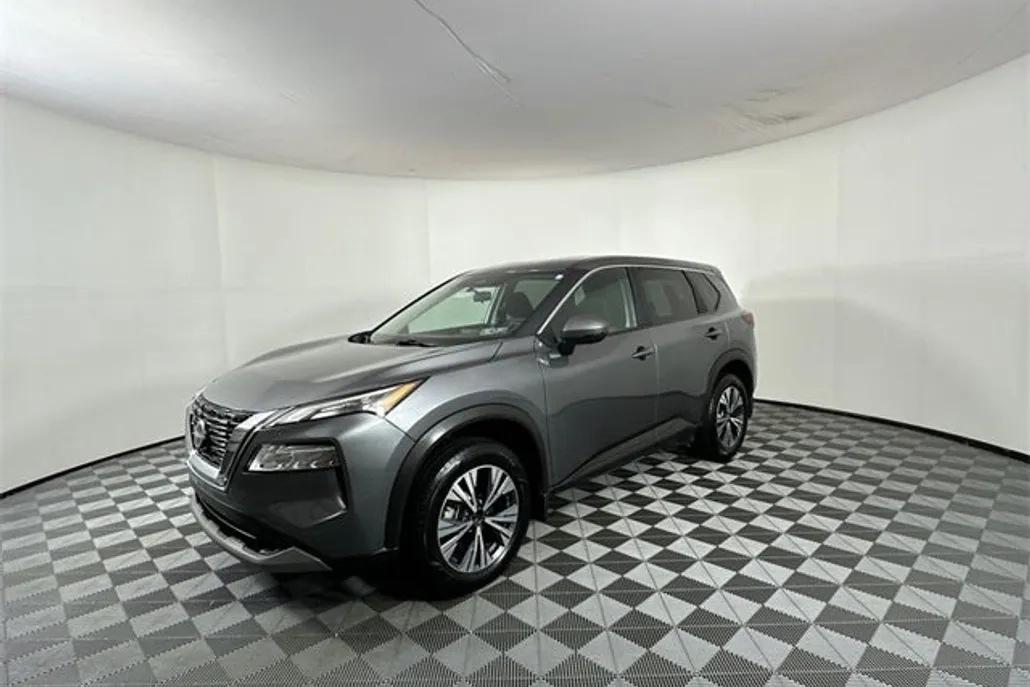 2022 Nissan Rogue SV photo 1