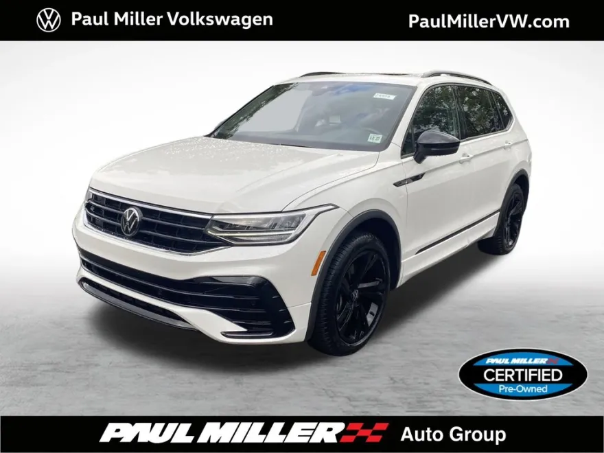 2023 Volkswagen Tiguan SE R-Line Black photo 1