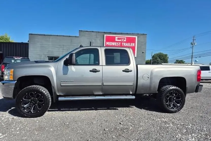 2012 Chevrolet Silverado 2500HD photo 1