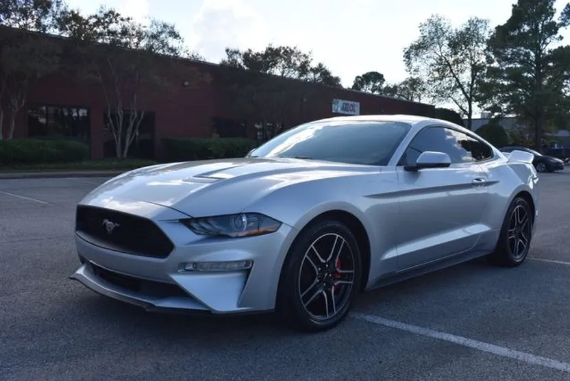 2018 Ford Mustang EcoBoost Premium photo 1