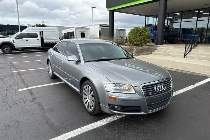 2007 Audi A8 L photo 1