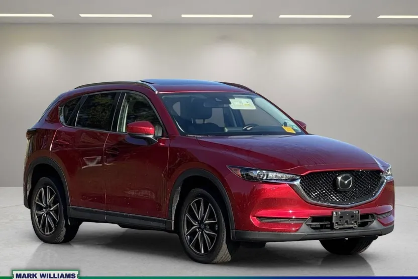2018 Mazda CX-5 Touring photo 1