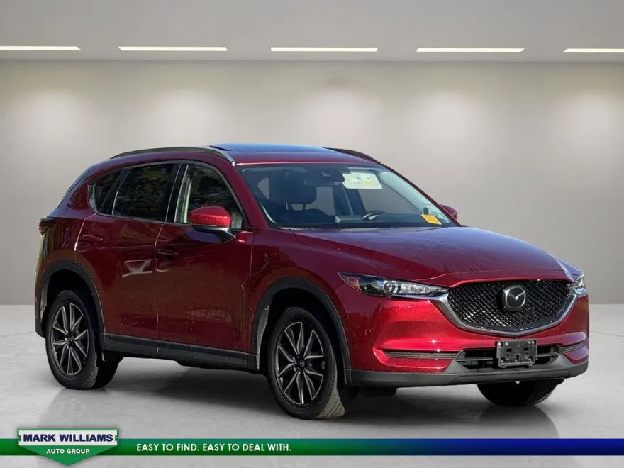 2018 Mazda CX-5 Touring photo 1