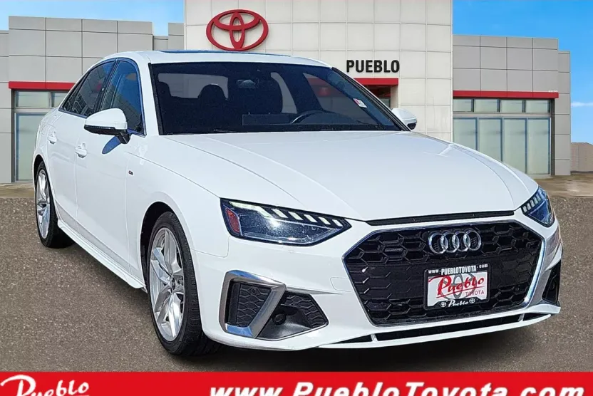 2023 Audi A4 S line Quattro Premium Plus photo 1