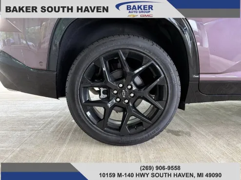 2025 Chevrolet Traverse RS photo 4