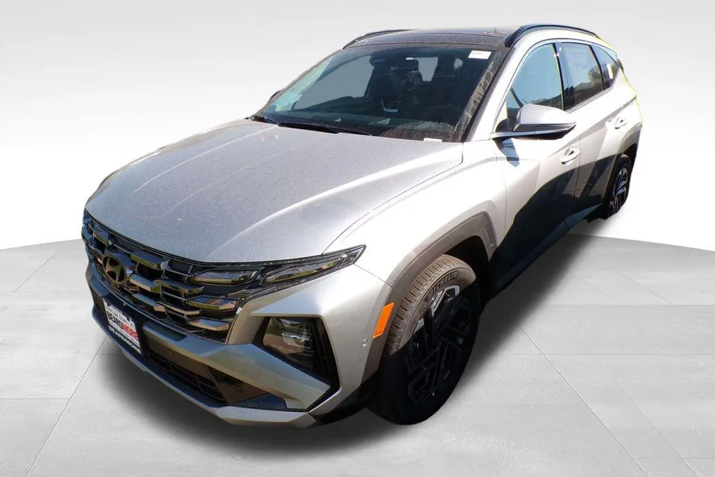 2025 Hyundai Tucson Hybrid Limited photo 1