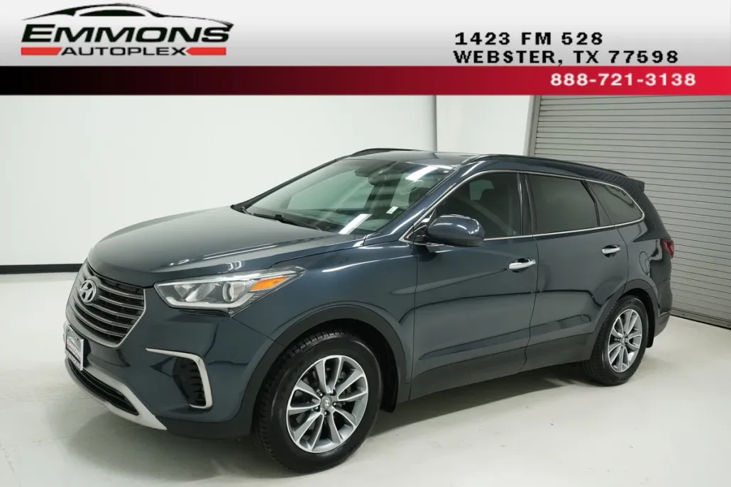 2018 Hyundai Santa Fe SE photo 1