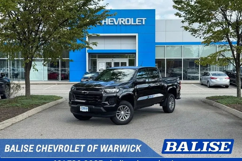 2026 Chevrolet Colorado LT photo 1