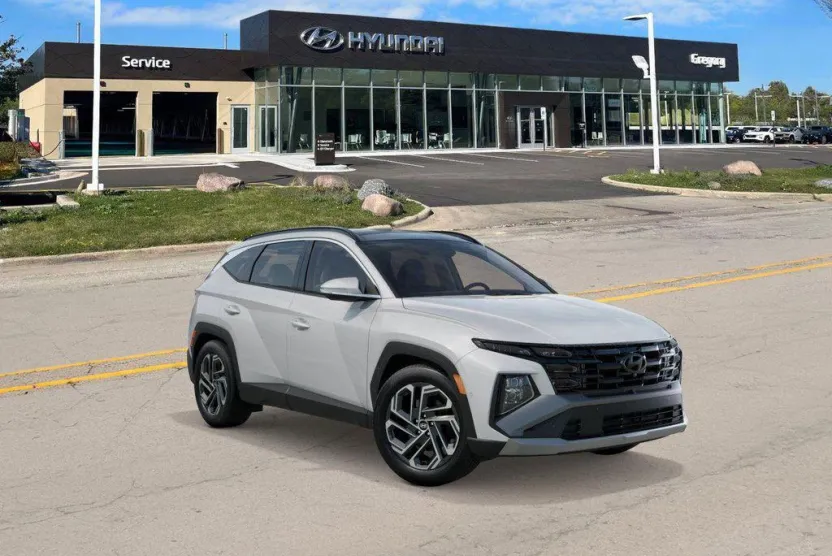 2025 Hyundai Tucson Hybrid Limited photo 1