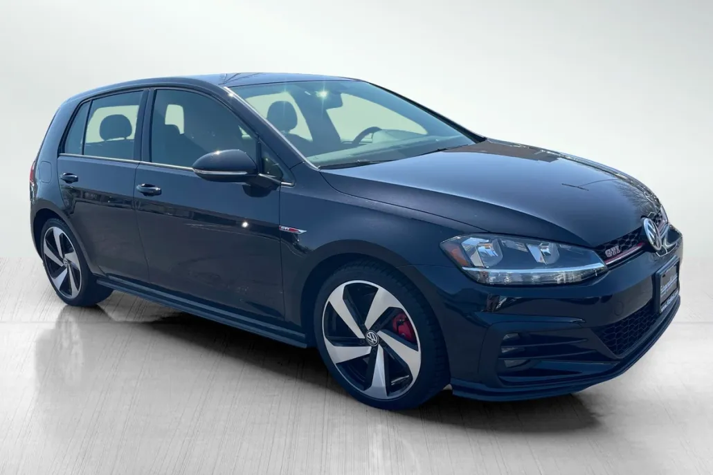 2020 Volkswagen Golf GTI S photo 1