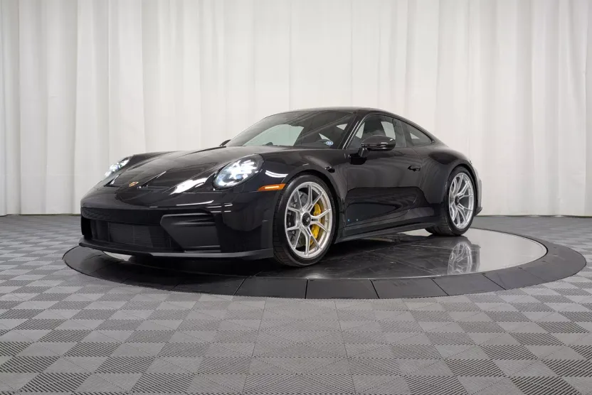 2025 Porsche 911 GT3 Touring Coupe photo 1