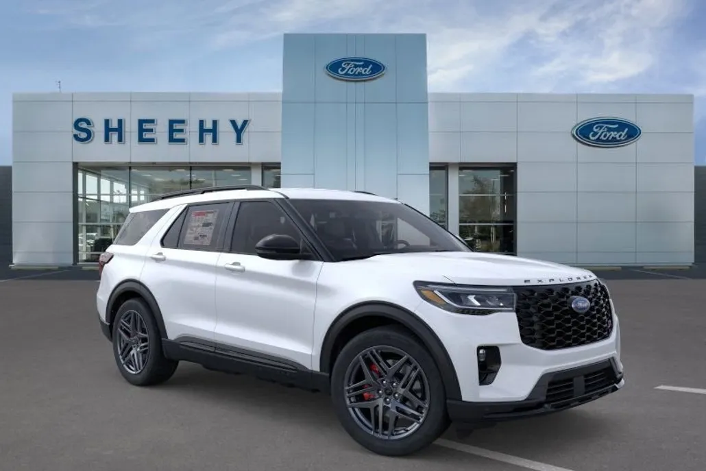 2025 Ford Explorer ST photo 1