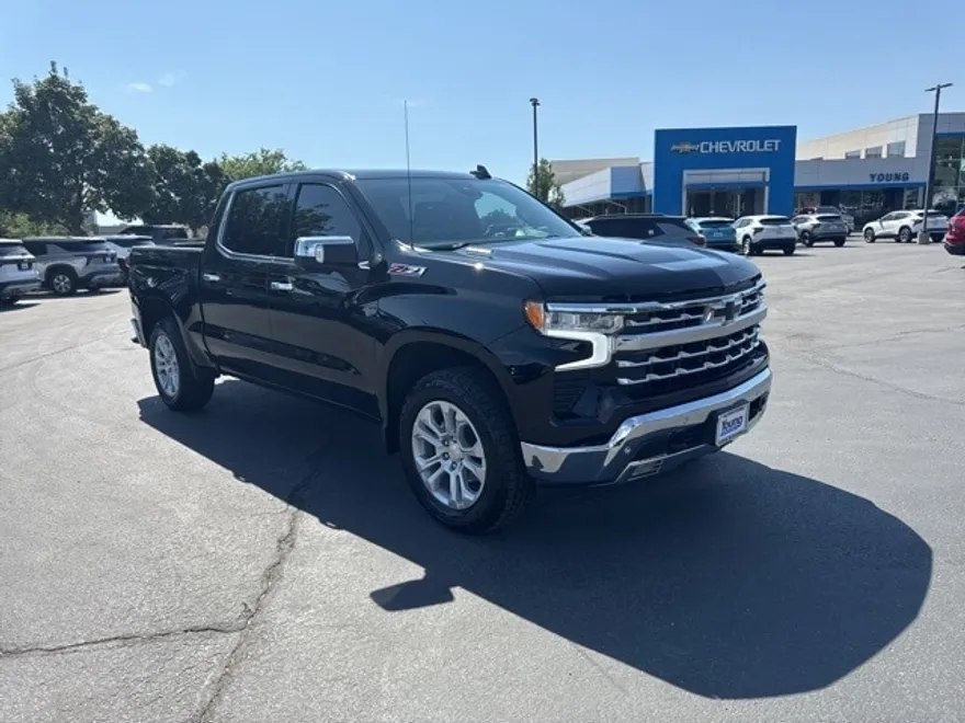 2023 Chevrolet Silverado 1500 LTZ photo 1