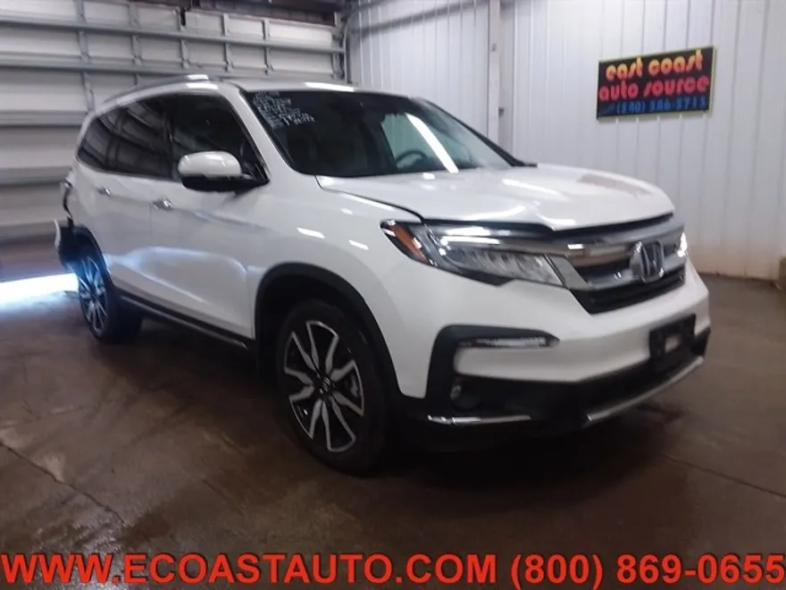 2022 Honda Pilot Touring photo 1