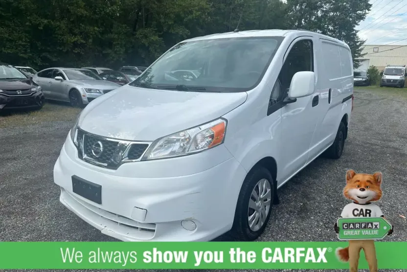 2019 Nissan NV200 SV photo 1