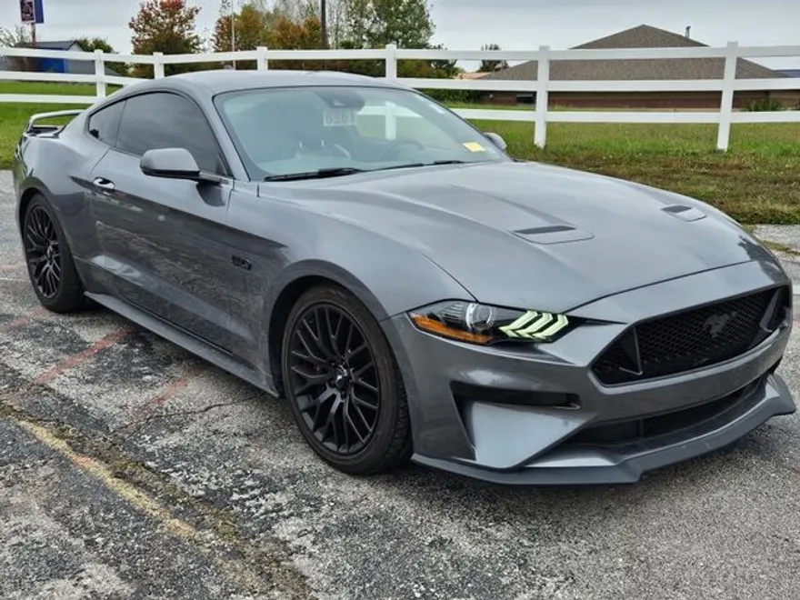 2021 Ford Mustang GT Premium photo 1