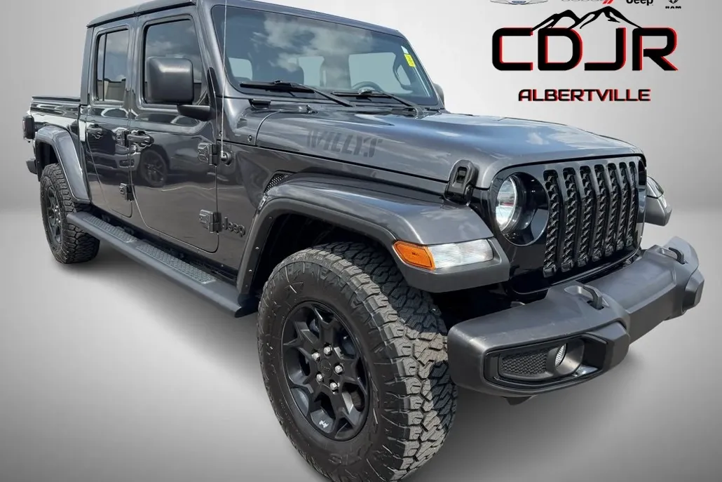 2023 Jeep Gladiator Willys photo 1