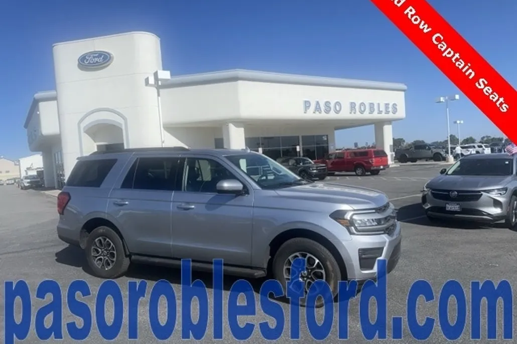2024 Ford Expedition XLT photo 1