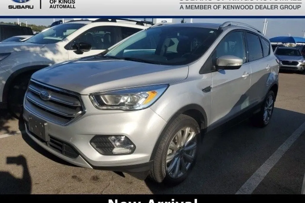 2017 Ford Escape Titanium photo 1