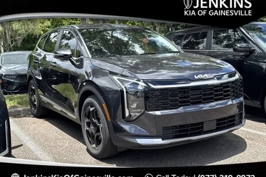 2026 Kia Sportage EX photo 1