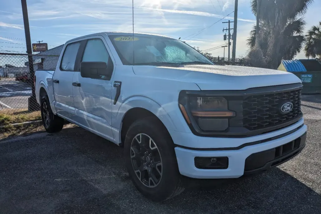 2025 Ford F-150 STX photo 1