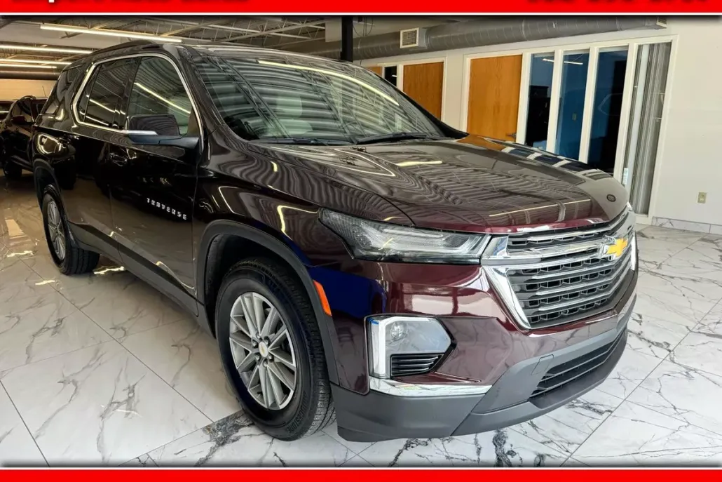 2023 Chevrolet Traverse photo 1