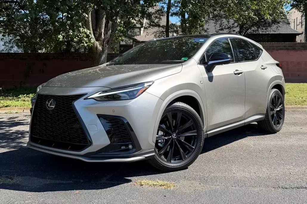2025 Lexus NX 350 F SPORT Handling photo 1