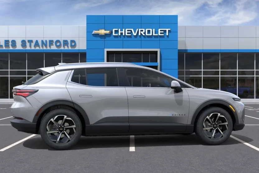 2026 Chevrolet Equinox LT photo 1