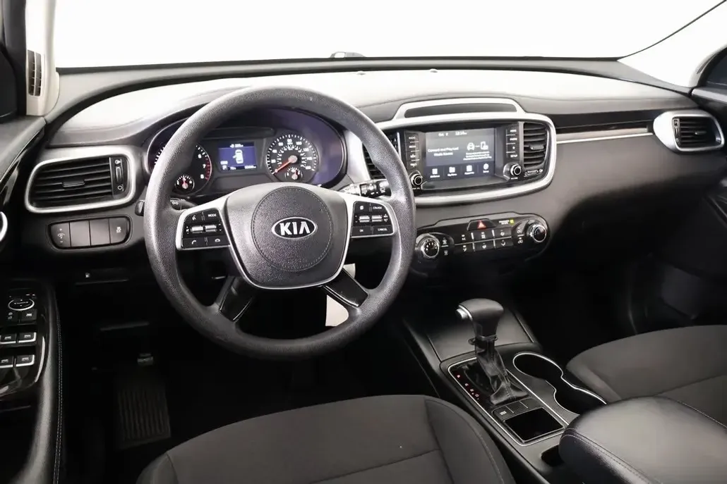 2020 Kia Sorento LX photo 1
