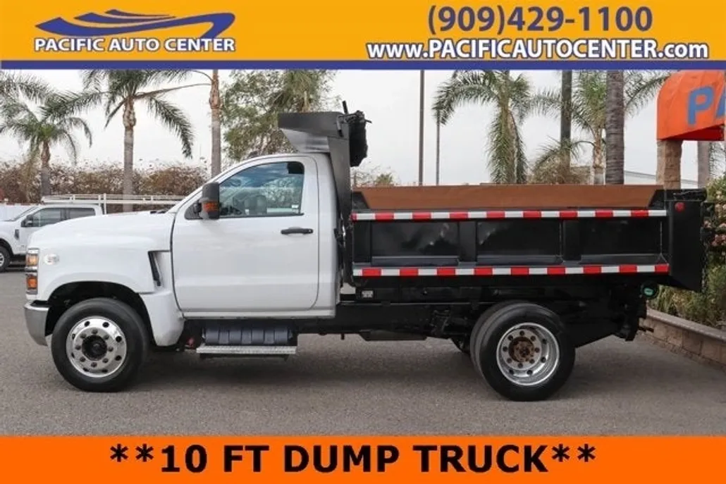 2019 Chevrolet Silverado 4500HD Work Truck photo 1