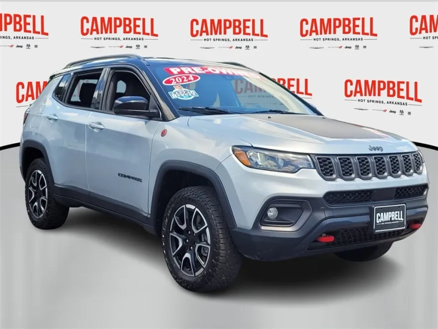 2024 Jeep Compass Trailhawk photo 1