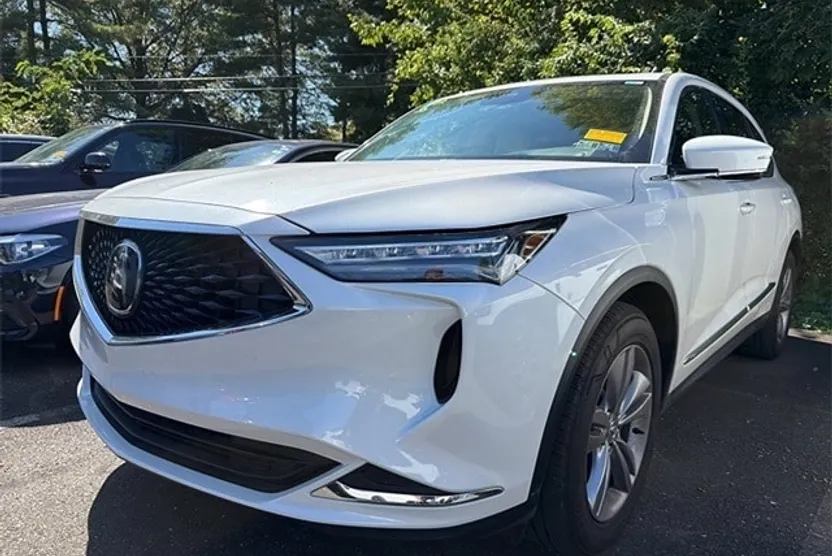 2023 Acura MDX SH-AWD photo 1