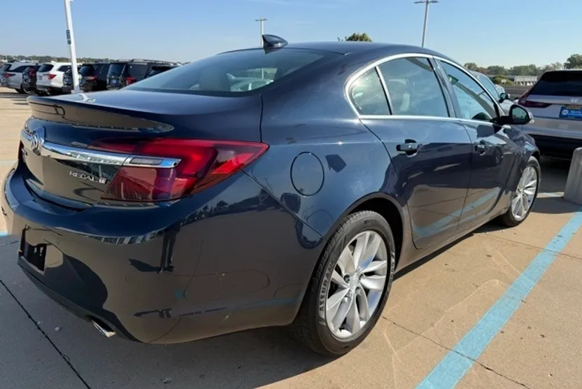 2015 Buick Regal Premium II photo 1
