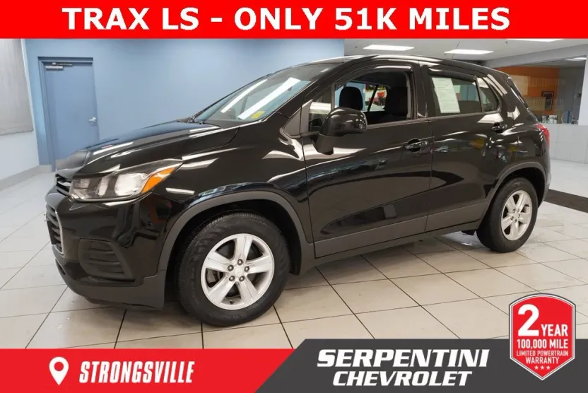 2019 Chevrolet Trax LS photo 1