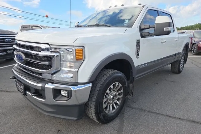 2022 Ford F-250 Lariat photo 1
