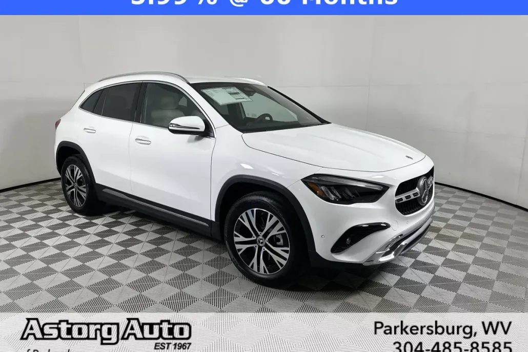 2025 Mercedes Benz GLA 250 4MATIC photo 1